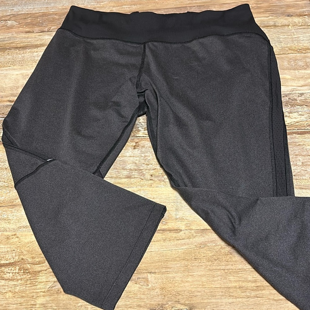 REI Crop Leggings